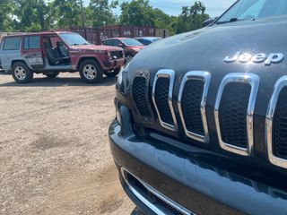 2016 Jeep Cherokee Limited - Primary Damage Left Image
